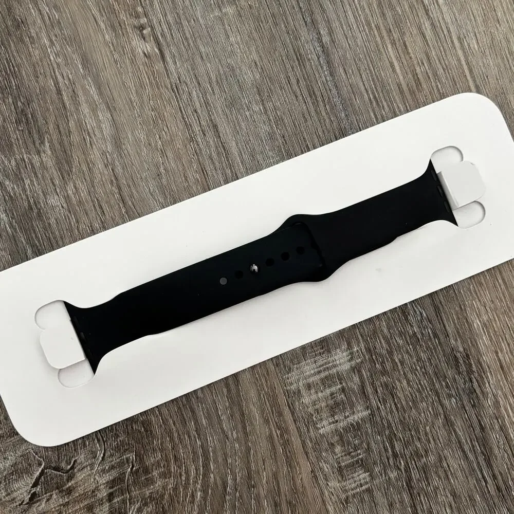 NEW Apple Watch Sports Band in Black - Size: M/L